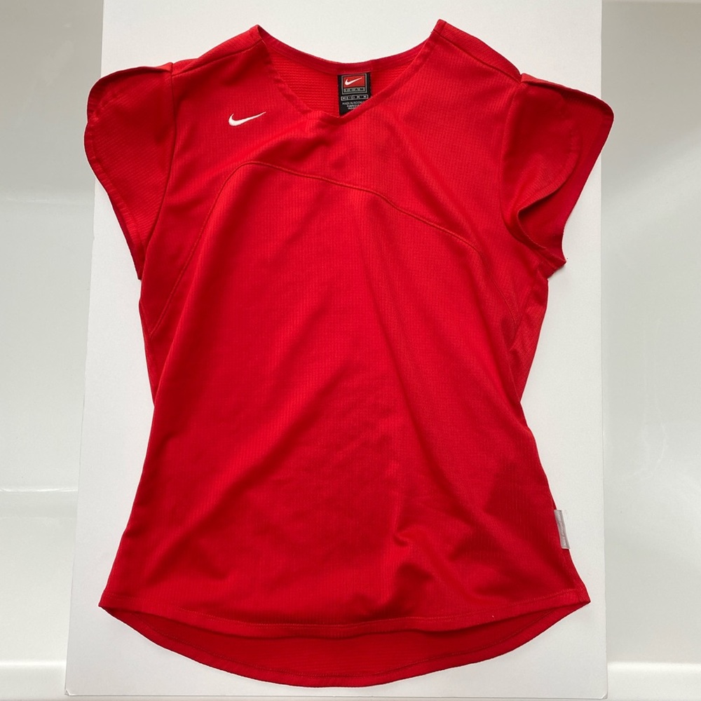 Nike tennis shirt red medium